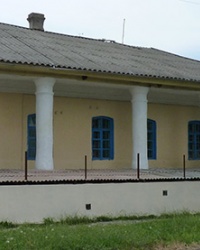 Дом помещицы купчихи Карюк Анны Антоновны в с. Нехвороща
