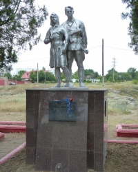 Памятник партизанам Старокарантинских каменоломен в г.Керчи