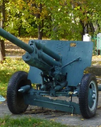Памятник пушка ЗИС-3 в с.Мачехи