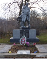 Братская могила советских воинов в с.Победа