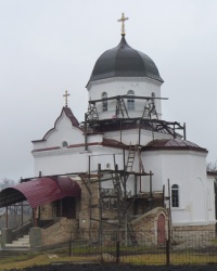 Крестовоздвиженский храм в пгт. Щорск