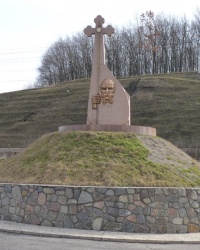 Памятник погибшим казакам (Куруковская битва 1625 г.) в с.Чечелево