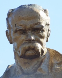 Памятник Т. Г. Шевченко в с. Бережновка