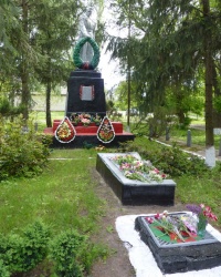 Братская могила в с. Озера (Кобелякский р-н)