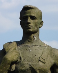 Памятник рабочему КЗГО в г. Кривой Рог