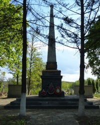 Обеліск Слави в с. Трушівці