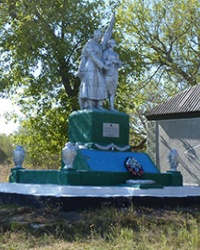 Памятник воинам-односельчанам в с. Владимировка (Пятихатский р-н)