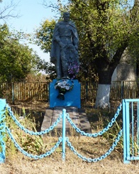 Памятник воинам-односельчанам в с. Новое (Широковский р-н)