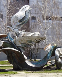 Скульптура "Днепровские волны", г. Днипро
