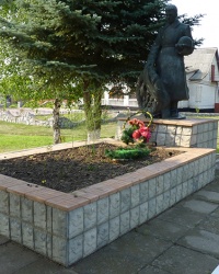 Памятник советским воинам в с. Орадовка