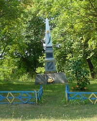Памятник воинам-односельчанам в с. Красное