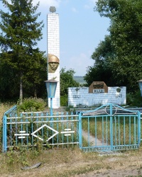 Памятник воинам-односельчанам в с. Окно