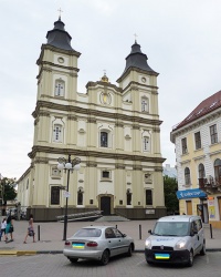 Греко-каталицький катедральний собор св. Воскресіння (1729 р.) в м. Івано-Франківськ