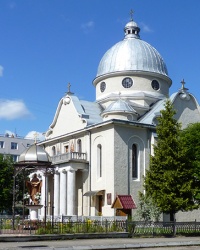 Греко-католицька церква св. Івана Богослова (1742 р.) в смт. Богородчани