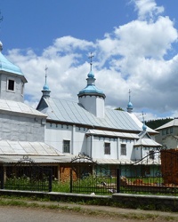 Покровская церковь (1819 г.) в с. Манява