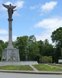 Монумент Борцям за Волю України (Ангел-охоронець) в м. Долина