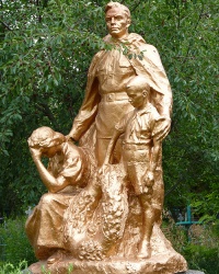 Памятник советским воинам в с. Кунка