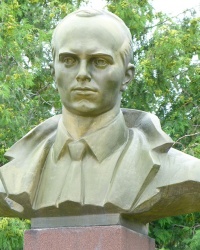 Памятник Степану Бандере в г. Борислав