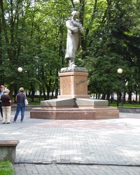Памятник Степану Бандере в г. Дрогобыч