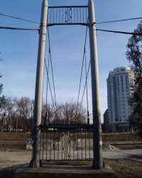 Новый подвесной мост в Харькове