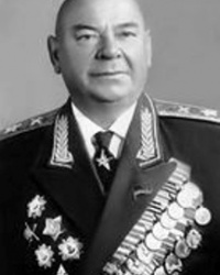 Памятник маршалу артиллерии Бажанову Юрию Павловичу в г. Харьков