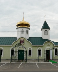 Храм во имя Святого и Животворящего Духа пос. Шевченко в Днепропетровске   