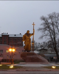 Памятник Святому апостолу Андрею Первозванному в г. Харьков