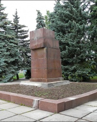 Памятник В.И. Ленину в ХАИ (г. Харьков)