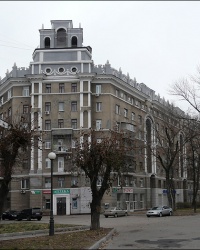 Харьковская «Семиэтажка».