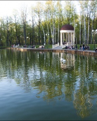 Озеро в городском парке им. М.Горького в Харькове