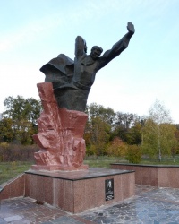 Мемориал гвардейцам-широнинцам в с. Тарановка. Подвиг под Тарановкой.