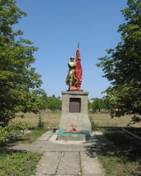 Братская могила в селе Коммунаровка
