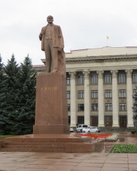 Пам'ятник В. І. Леніну в Житомирі