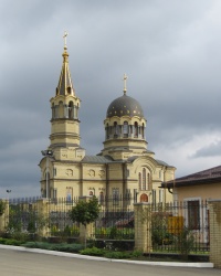 Свято-Михайловский храм в поселке Широкий, г. Донецк