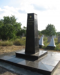 Памятник "Борцам за советскую власть" в Горбачево-Михайловке