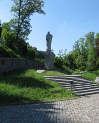 Памятник Андрею Первозванному в Киеве