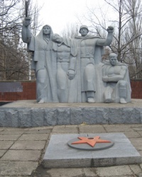 Группа могил советских воинов по проспекту Ломоносова в Константиновке