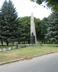 Памятник Т.Г.Шевченко в Славянске