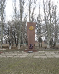 Братская могила по ул.Мирошниченко в Константиновке