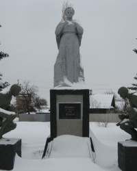 Братская могила возле школы № 17 в Торезе