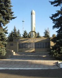 Воинский мемориал в Марьинке