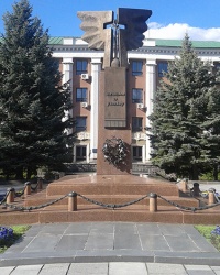 Памятник "Погибшим за Украину" в г. Ровно