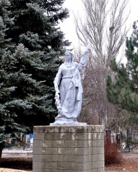 Братская могила жертв фашизма, советских воинов и военнопленных на Мариупольском кладбище, г. Артемовск