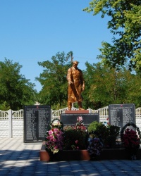 Братская могила советских воинов, с.Долинское (Бердянский р-н)