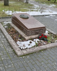 Могила генерала  В.А.Глазкова в г.Волгограде