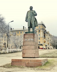 Памятник В.И.Ленину в пос.Баррикады в г.Волгограде