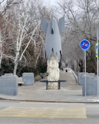 Памятник мирным жителям Сталинграда - жертвам бомбардировок в г.Волгограде