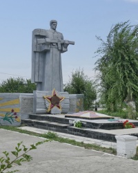 Братская могила в пос.Береговое (г.Феодосия)