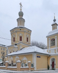 Храм Святой Живоначальной Троицы в Хохлах в г.Москве