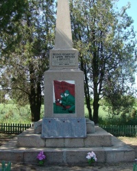 Памятник односельчанам, погибшим в годы ВОВ, с.Широкое (Солонянский р-н)